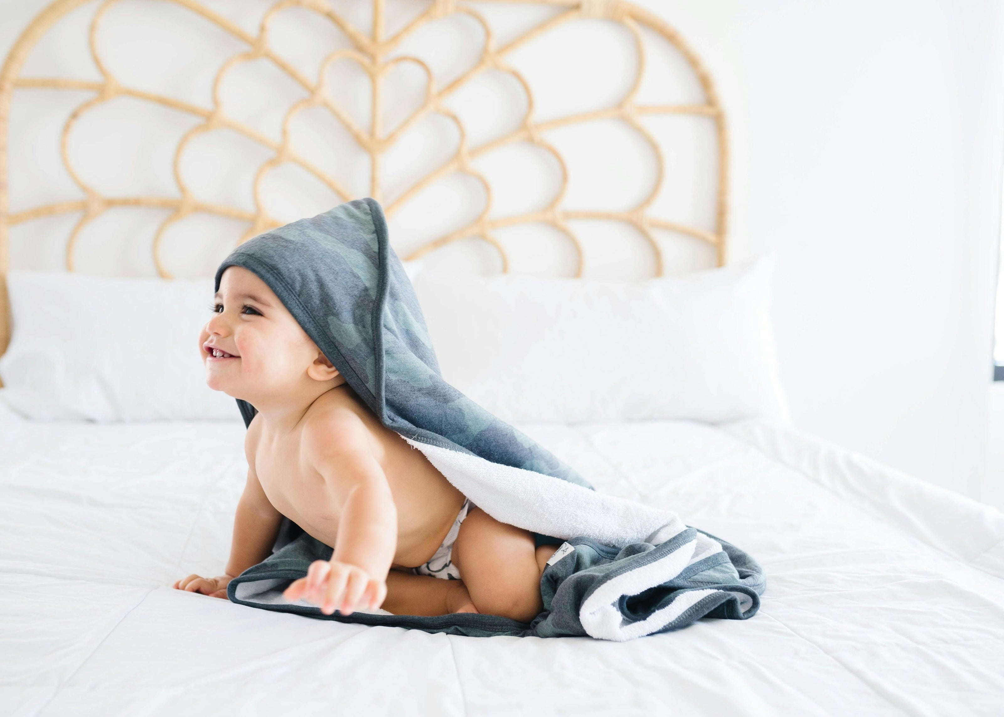 Premium Baby Knit Hooded Towel - Hunter
