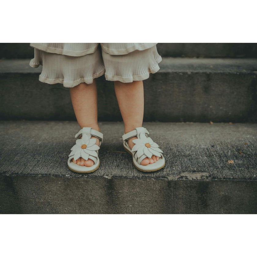 Iles Fields Daisy Leather Sandals