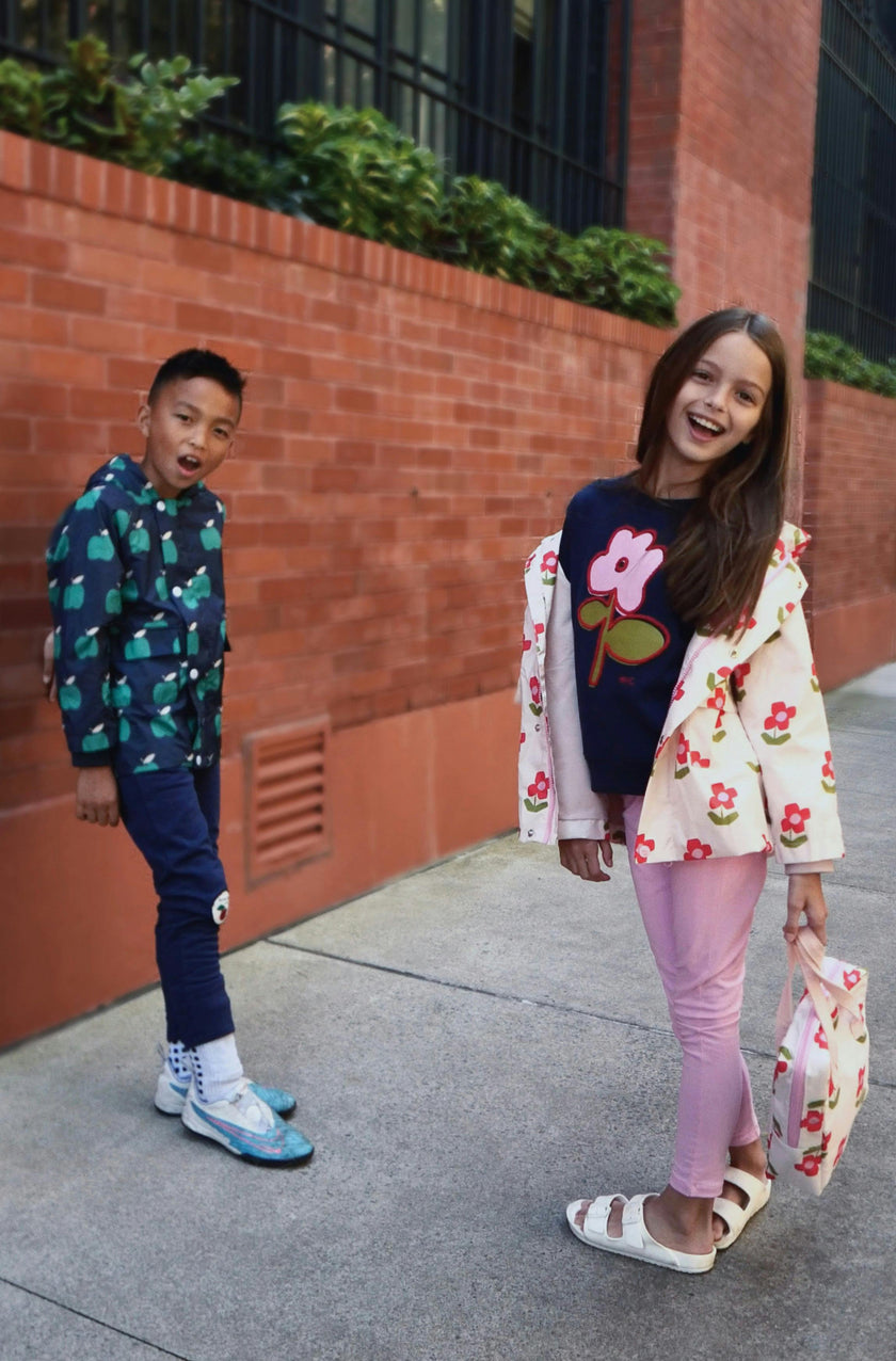 Baby Apple Print Ribbed Cuff Hooded Zipper Raincoat