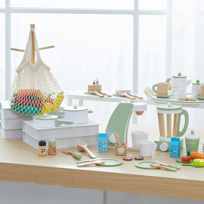 Little Chef Frankfurt Wooden Cookware Accessories