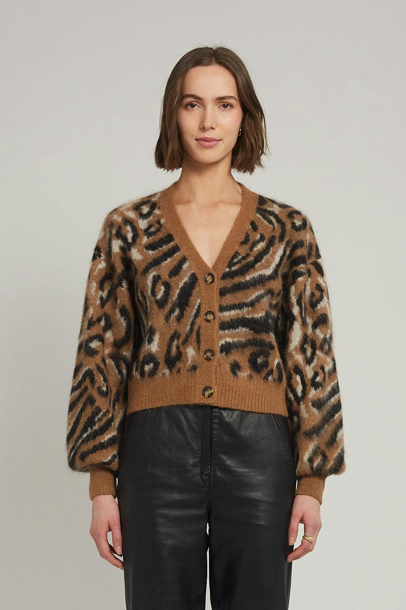 AVIANA CARDI
