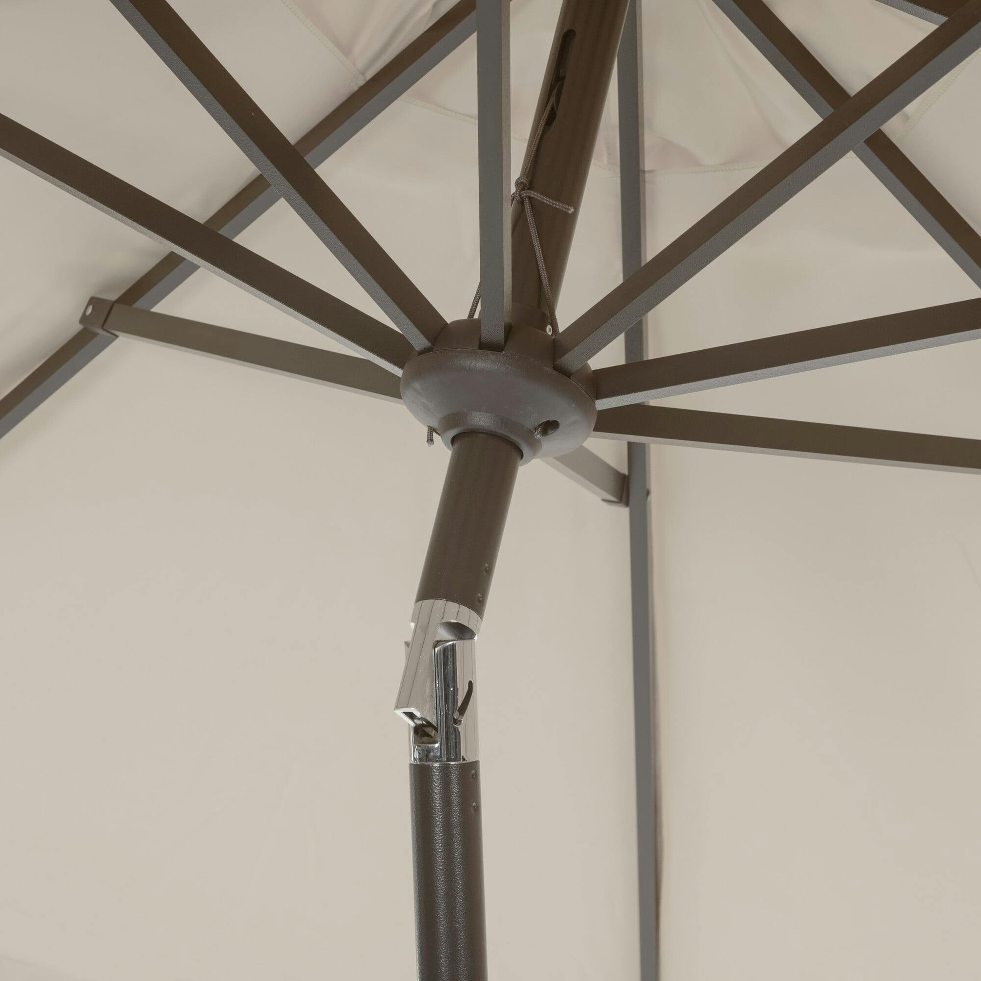 Elegant Valance 9Ft Umbrella