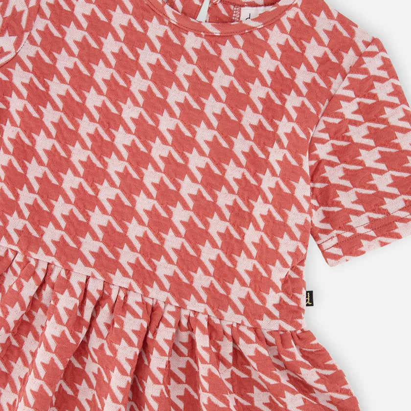Short Sleeve Dress With Pockets Pink And White Houndstooth
