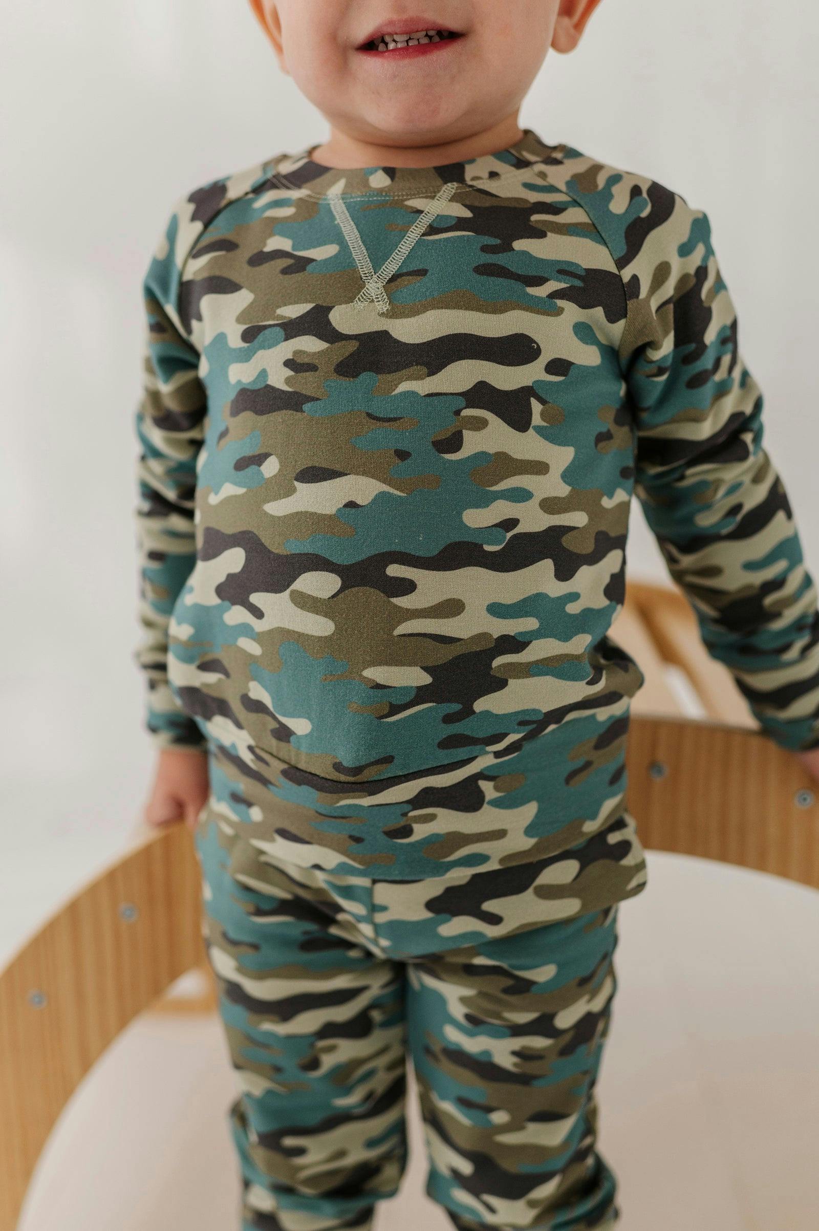 Boys Raglan Sweatshirt in Camouflage