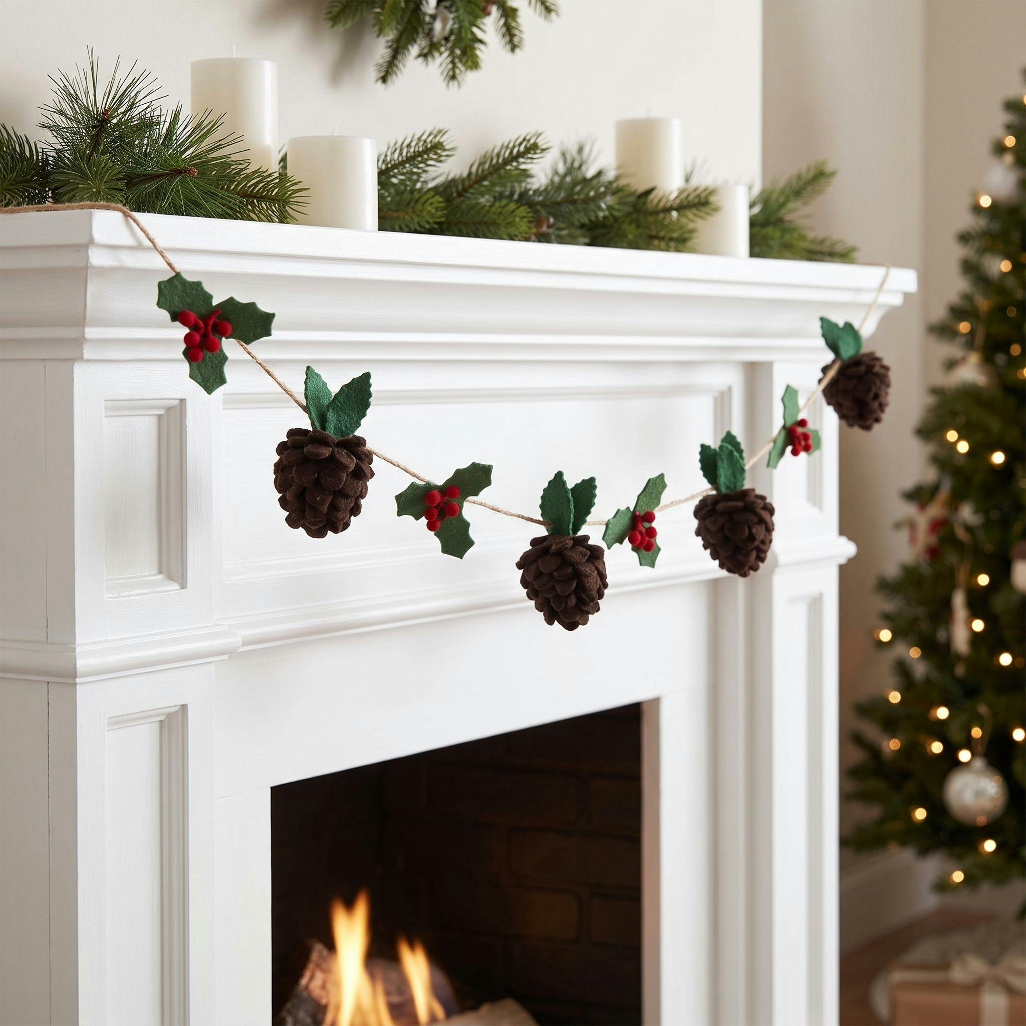 Handmade Christmas Garland and Bunting - Pinecones and Holly Berries Felt and Jute - 6'
