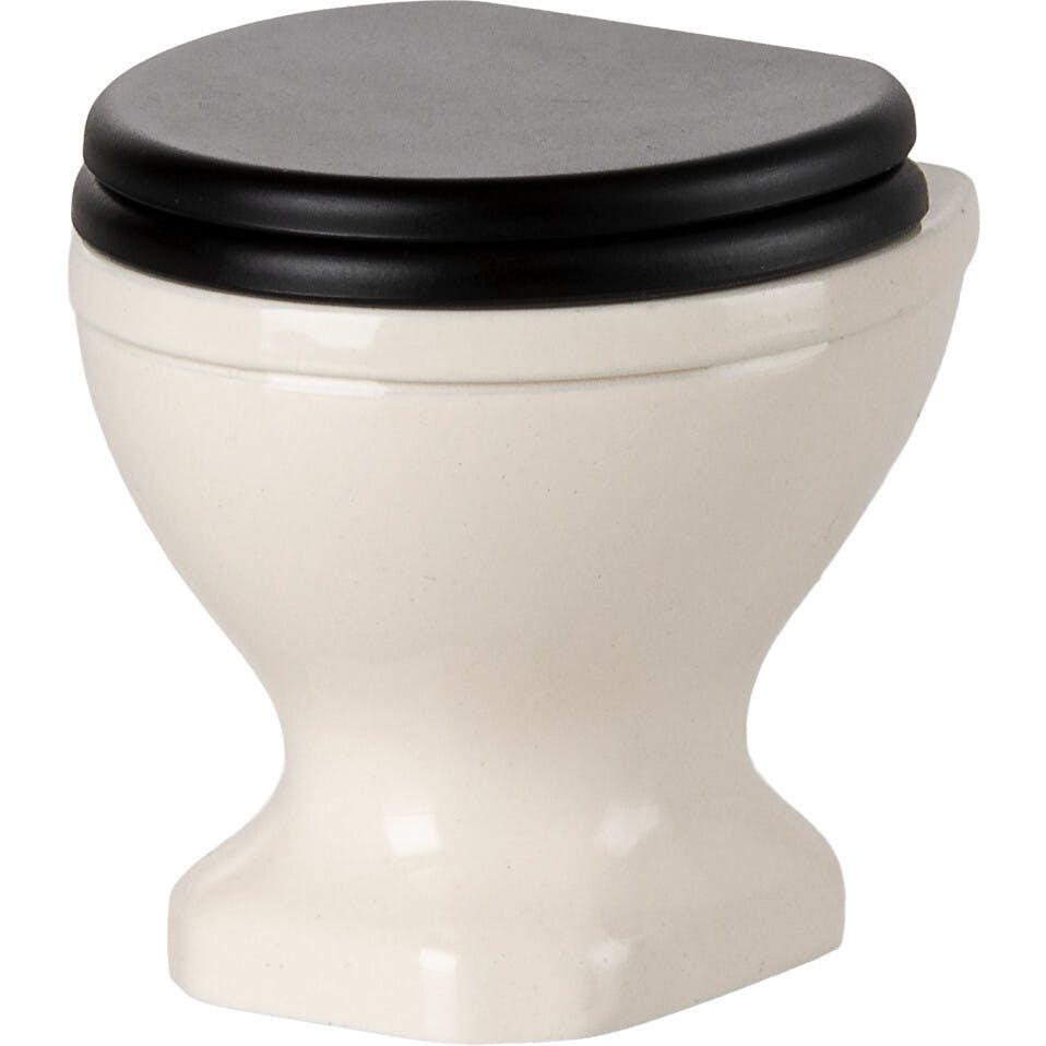 Water Closet, Mouse