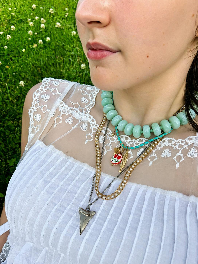 SUMMER CORD FISH CHARM NECKLACE