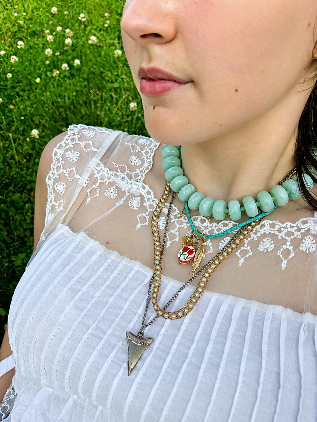 SILVER SHARK TOOTH NECKLACE