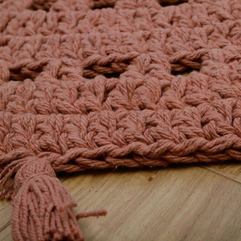 Nila Hand-Crocheted Tassel Round Rug