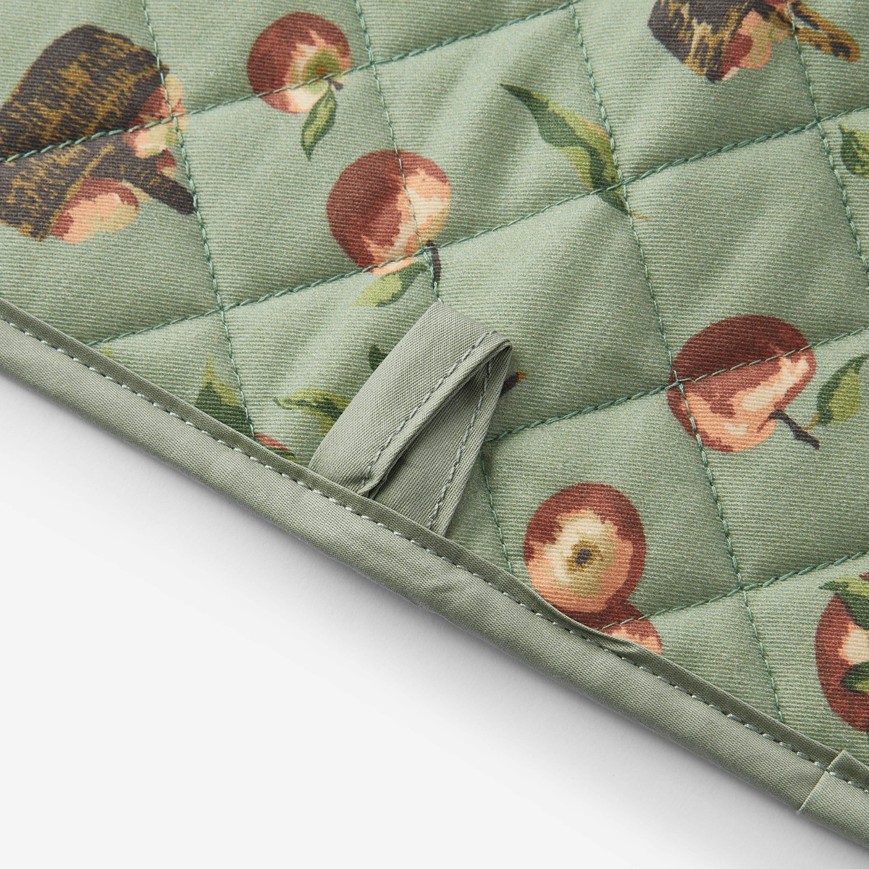 Apple Orchard Double Oven Mitt