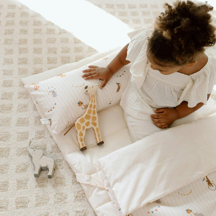 Dreamy Animal Portable Bedding Set