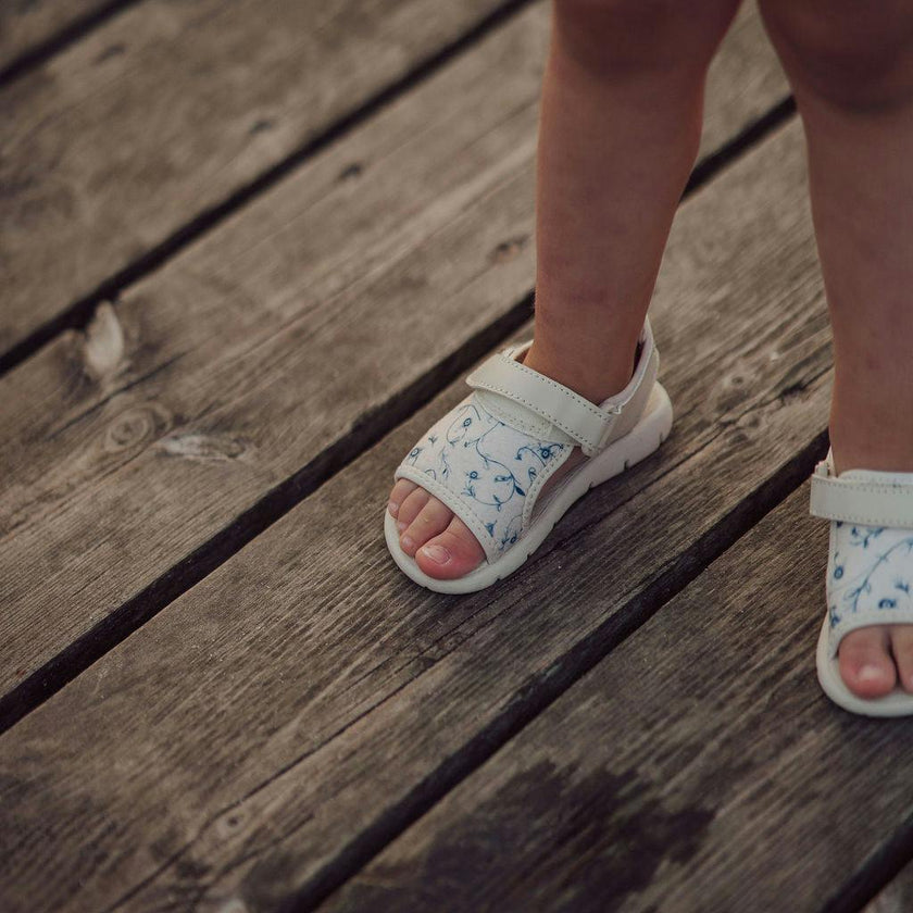 Play Sandal - Scandi Floral