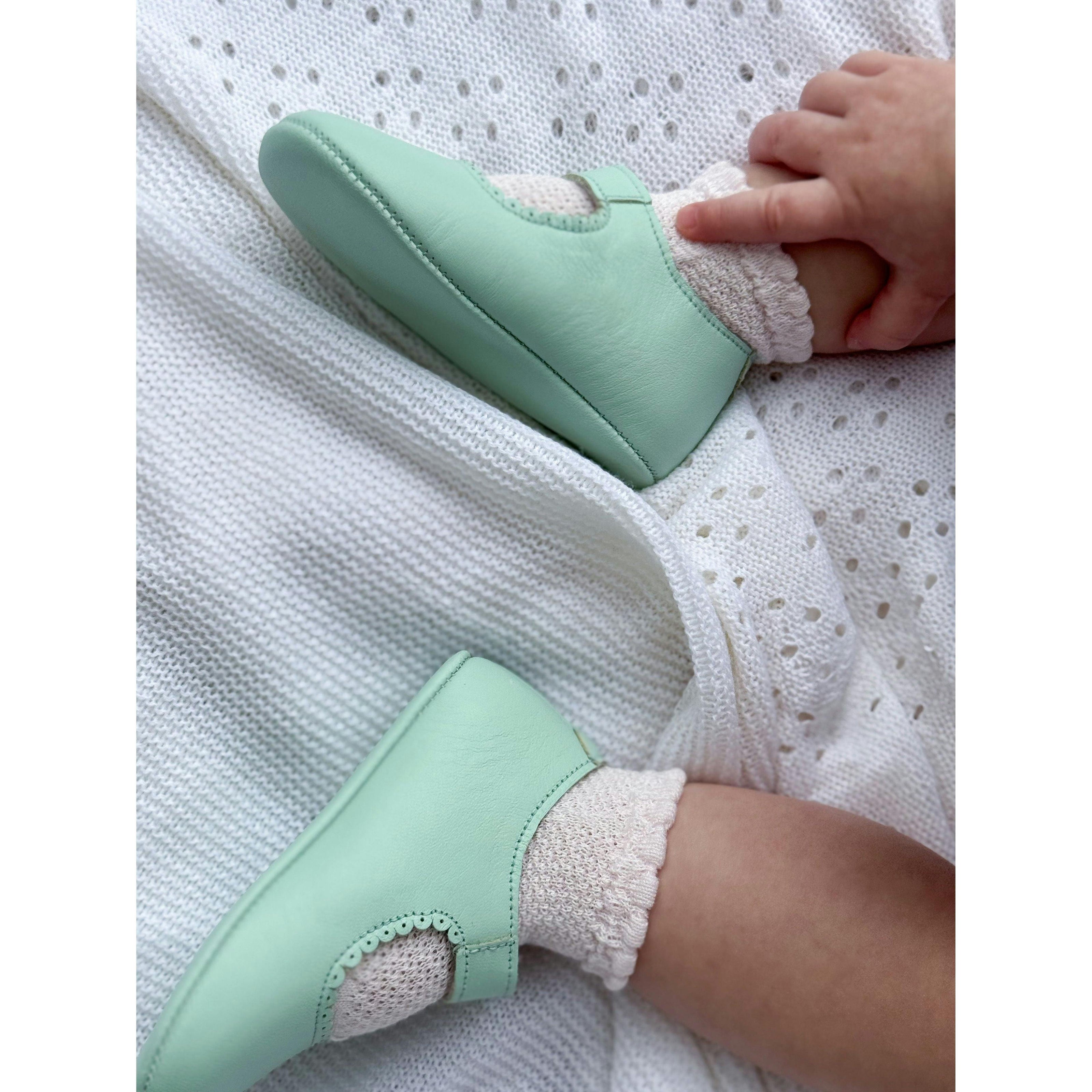 Pre-Walker Pram Shoe in Mint