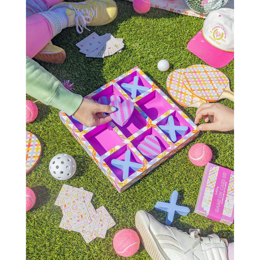 Packed Party Tic-Tac-Totally Fun Preepy Plaid Hearts Game Set