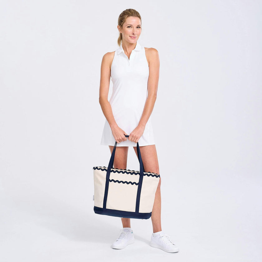Court to Coast Tote