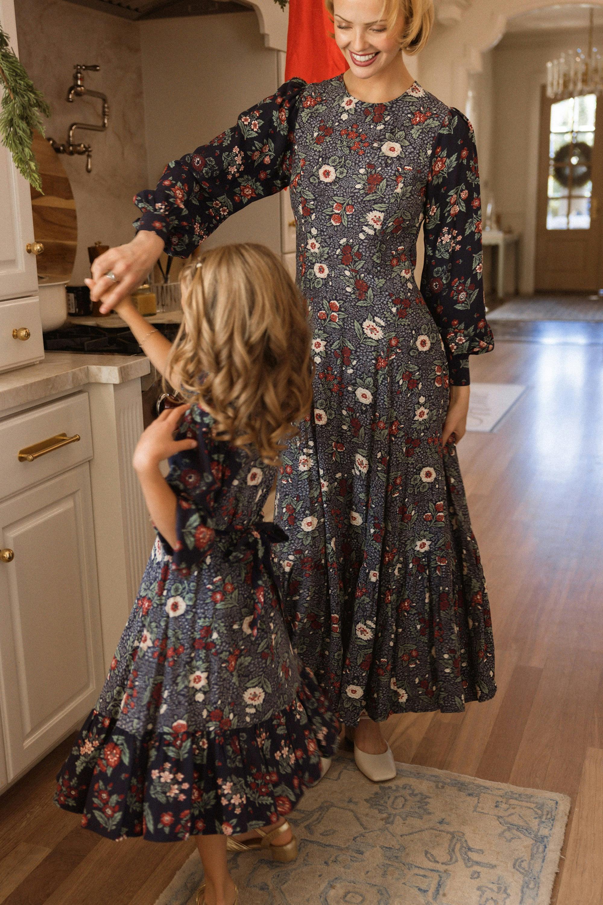Mini Soleil Dress in Navy Etched Bloom