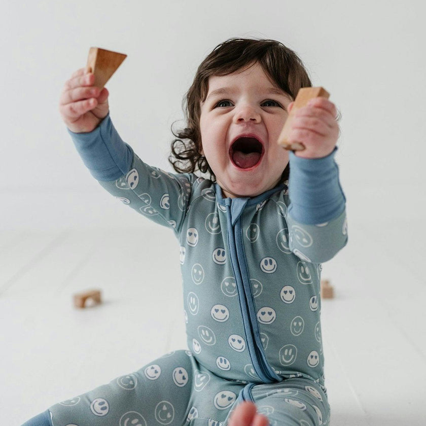 Baby Boy Long Sleeve Zip Romper in Heart Eyes