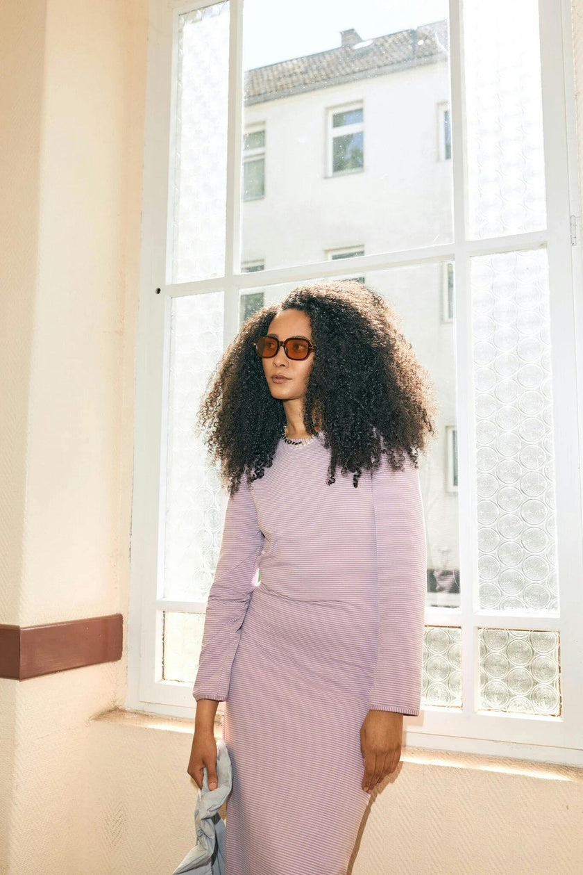 women's midi dress - lavender shadow