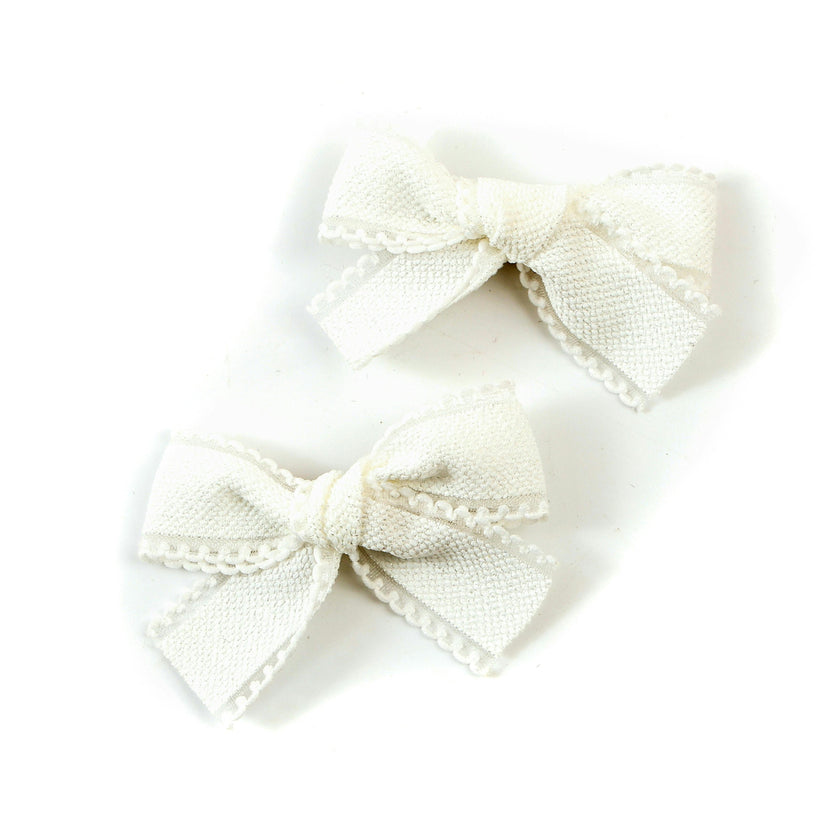 Halo Luxe Esmae Lace Trimmed Linen Double Clip Set - White