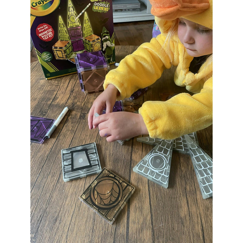 Crayola Halloween GLOW Doodle Magnetic Tile Set