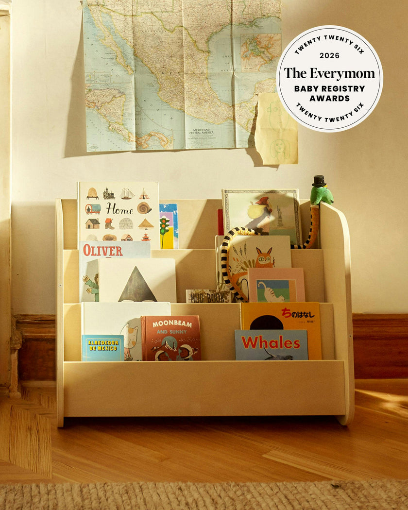 Montessori Bookshelf