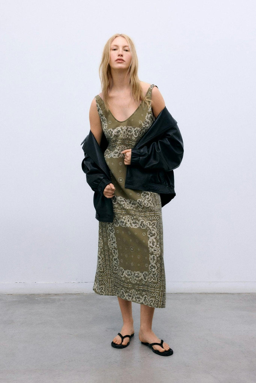 Waterlily Woman Dress Bandana Print