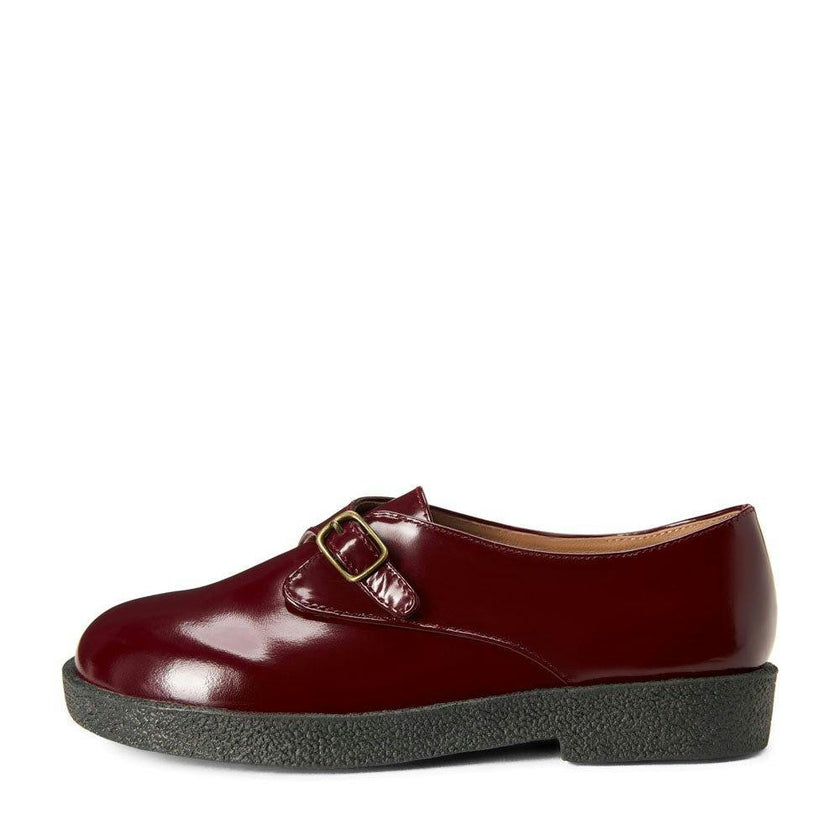 Astrid Buckle Strap Rubber Sole Brogues Shoes