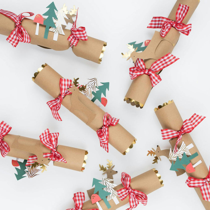 Woodland Stand Up Crackers