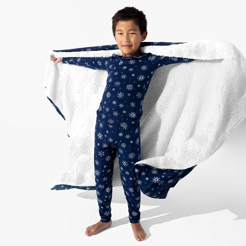Snowflake Bamboo Sherpa Blanket
