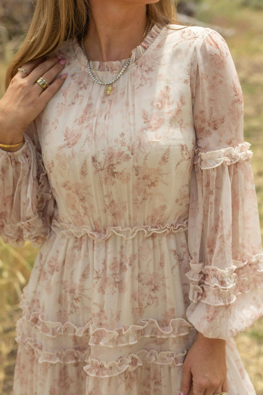 Geneva Dress in Banana Creme Aquarelle Fleur