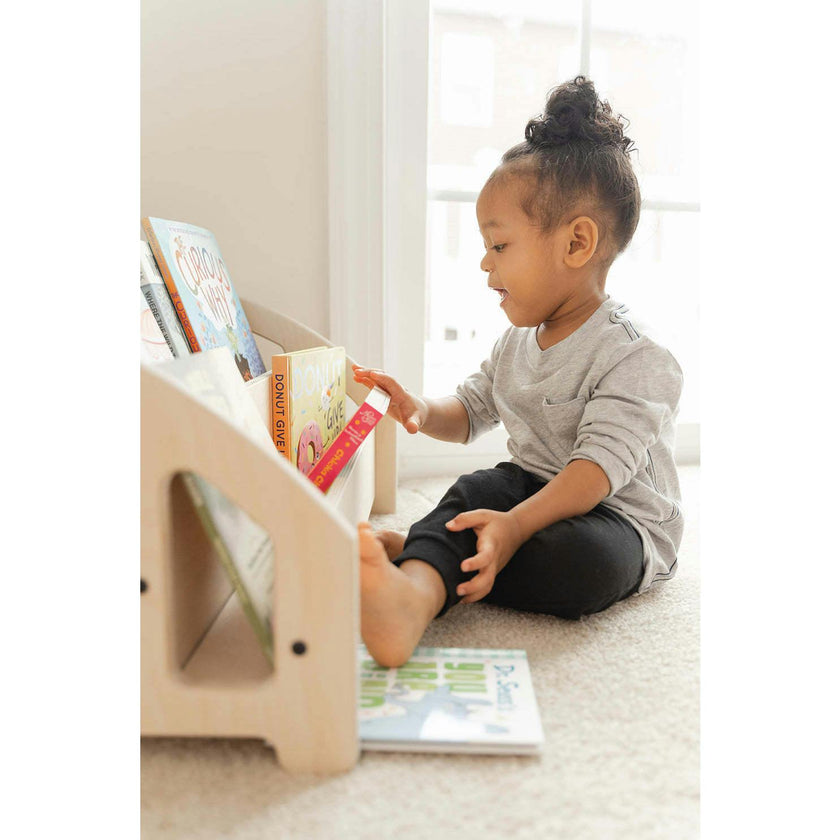 The Montessori Bookshelf