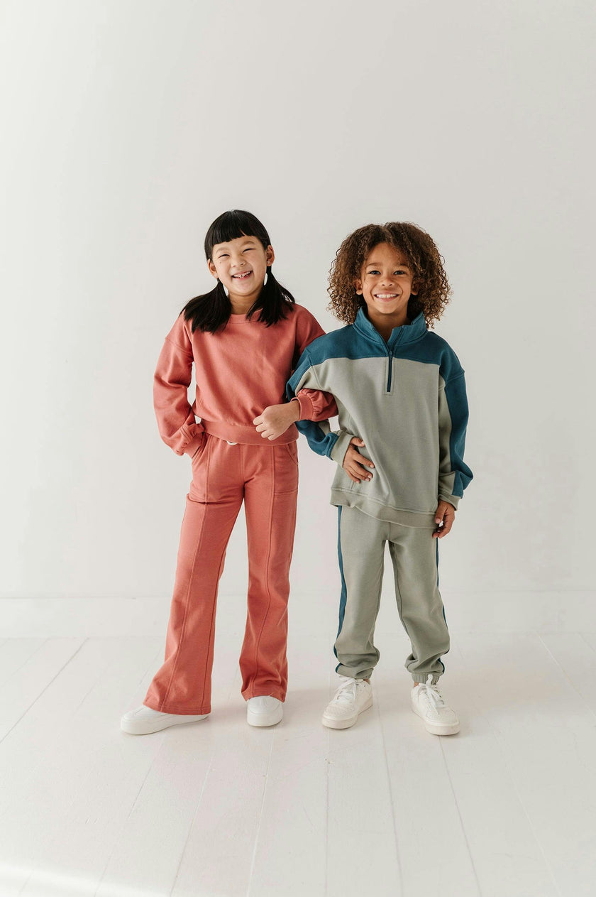 Boys Comfort Sweatpants in Shadow Green