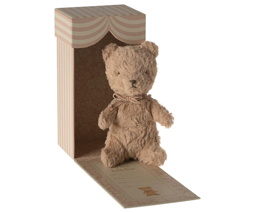 My first teddy - Powder