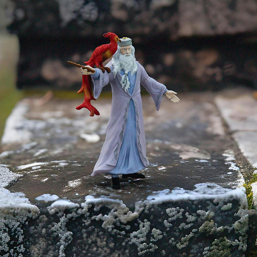 Schleich Wizarding World of Harry Potter: Albus Dumbledore & Fawkes Figurines