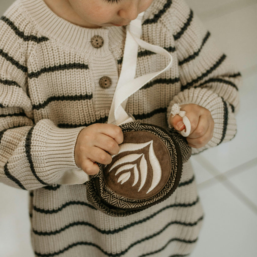 CAFE HOPPER sling bag