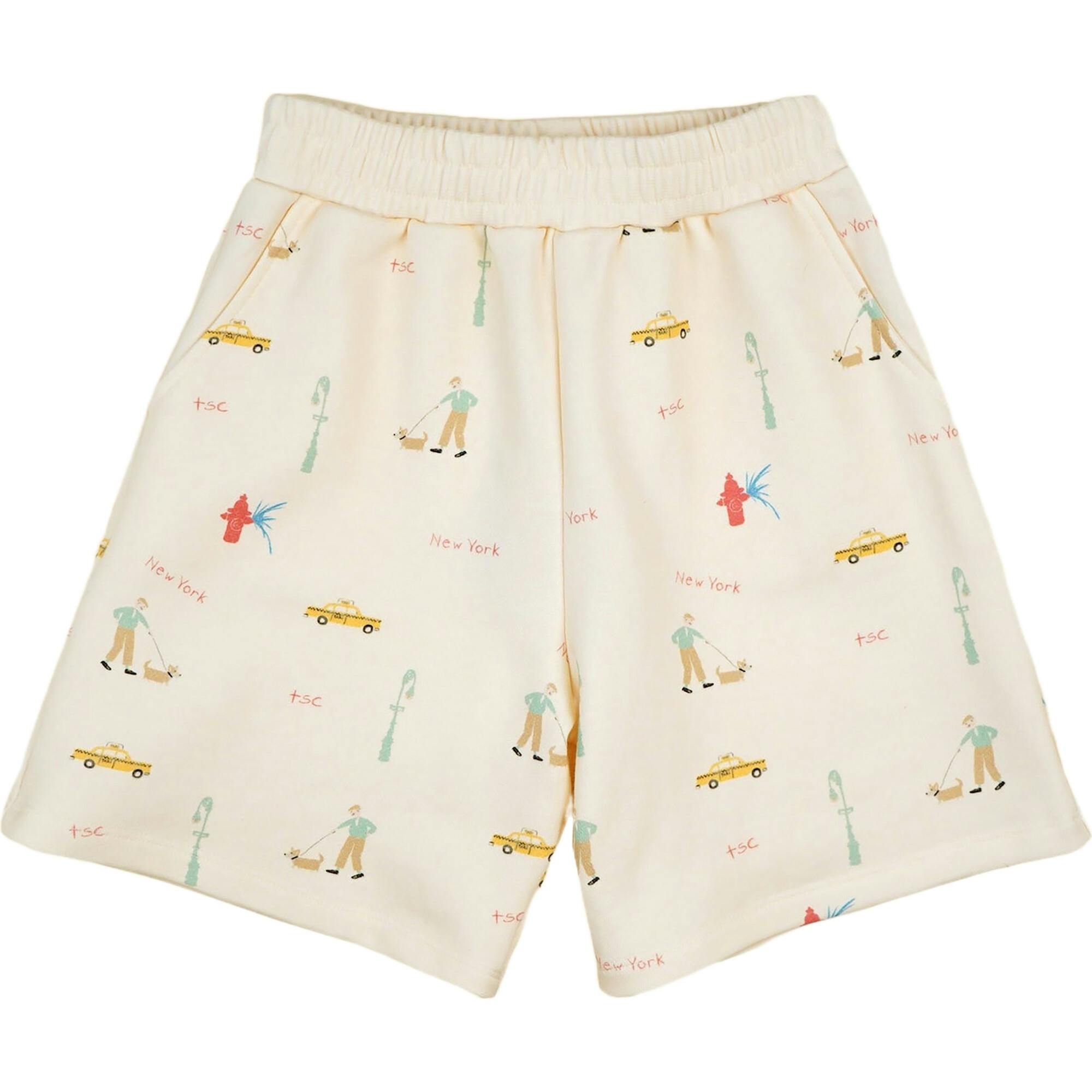 Organic Weekend Shorts in City Scenes