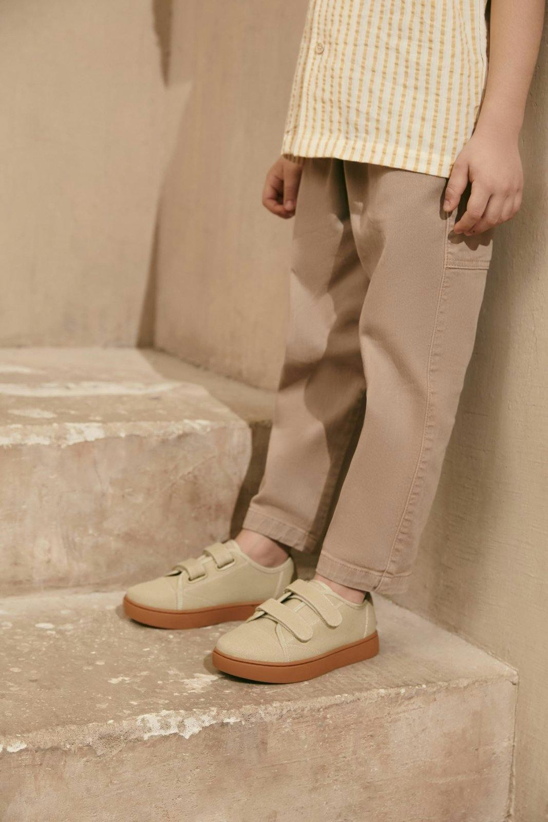Robby 2.0 Canvas Double Hook-N-Loop Sneaker