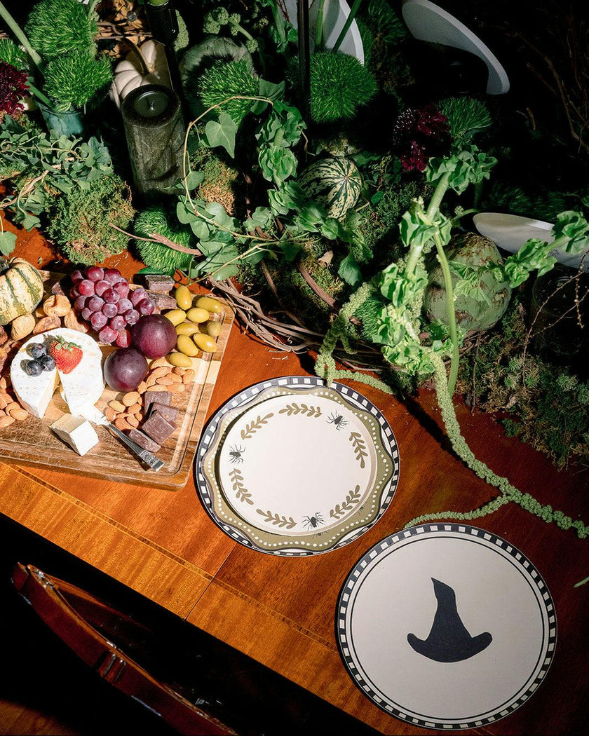Creepy Casa Hors d'Oeuvres Plate - Bone/Olive