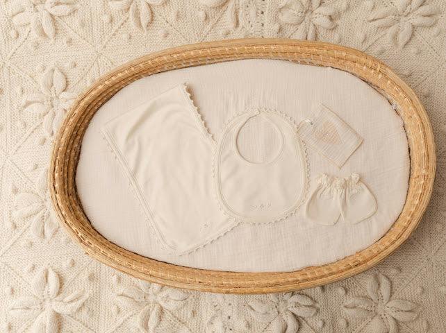 Bib/Mittens/Burp Cloth Set