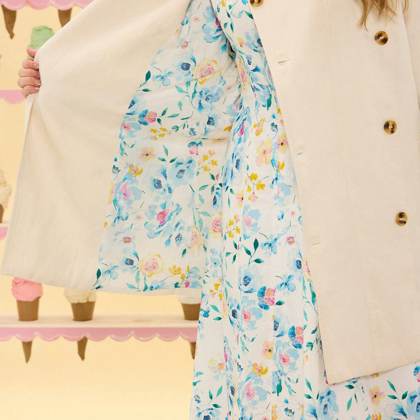 Linden Trench Coat in Blue Bouquet