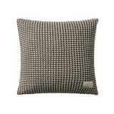 DH Rattle Knit Throw