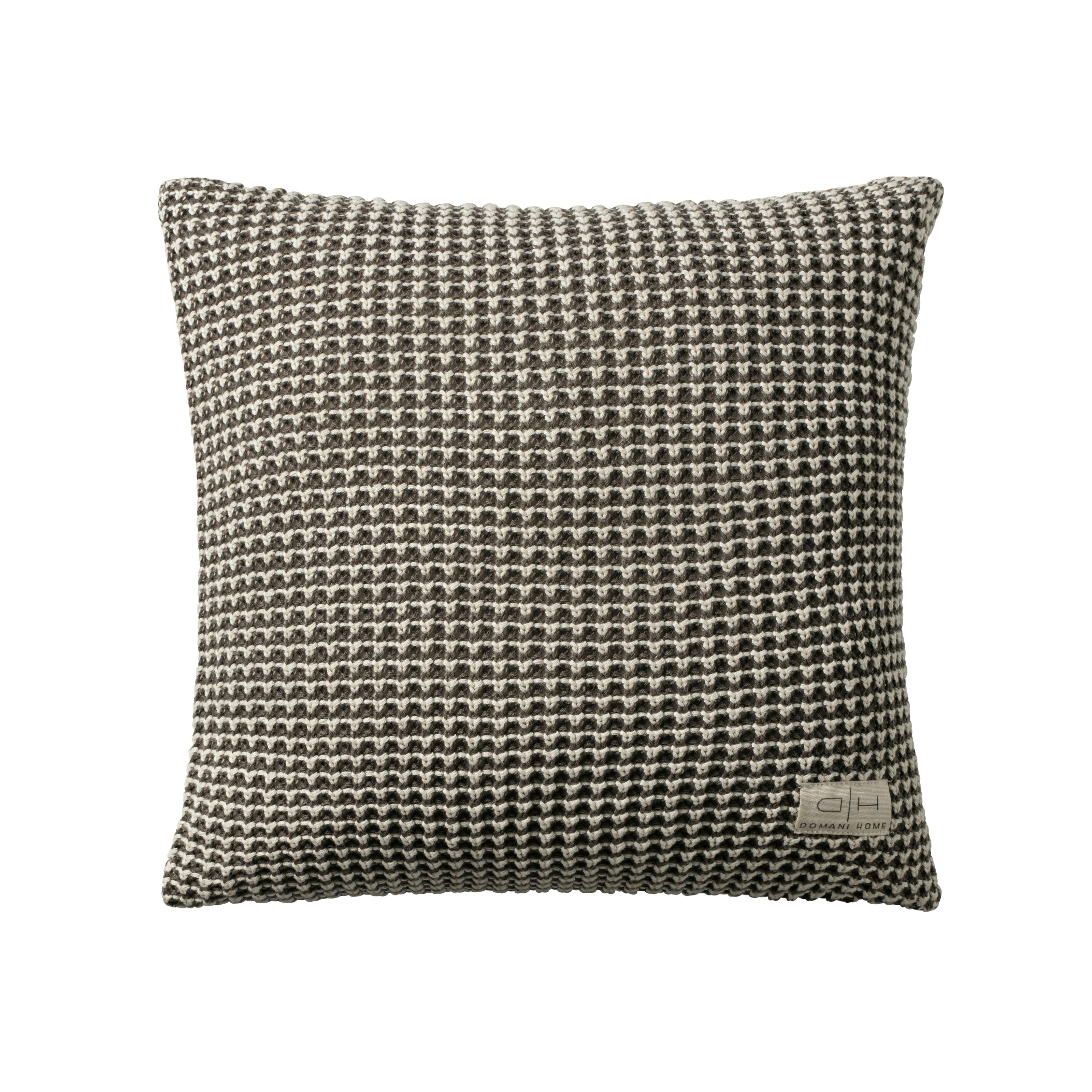 DH Rattle Knit Throw