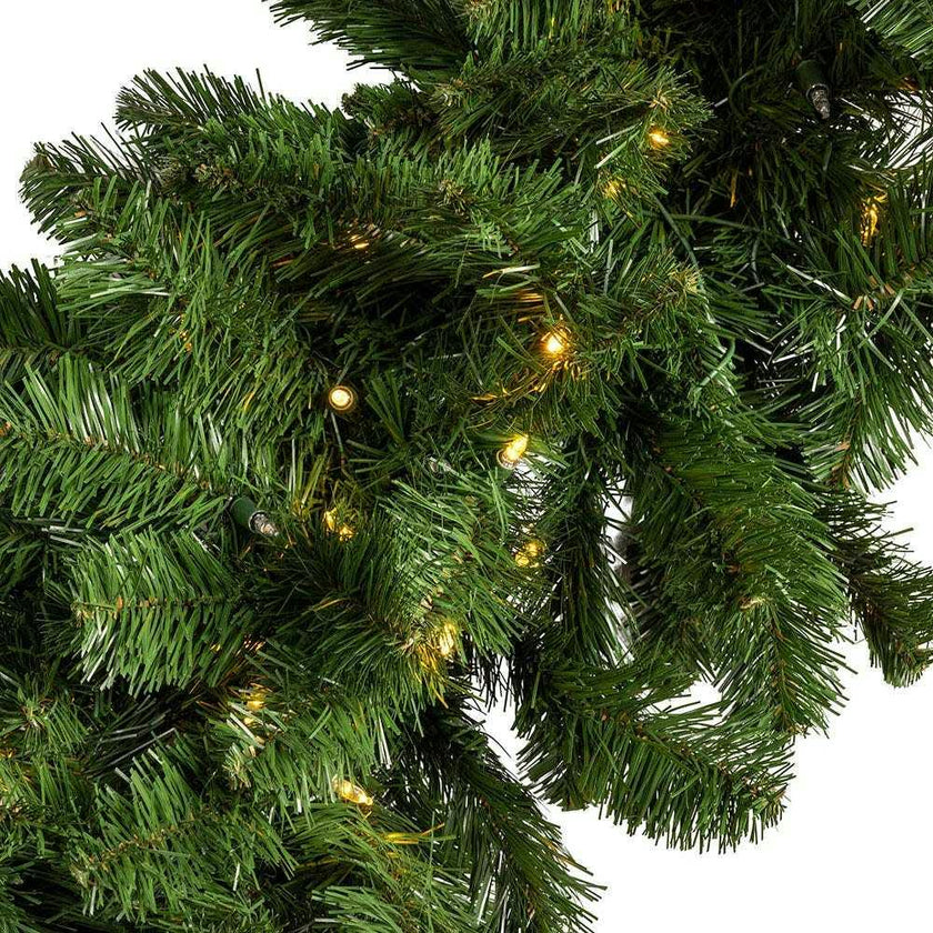 9-Foot Prelit Twinkle LED Vanderbilt Garland