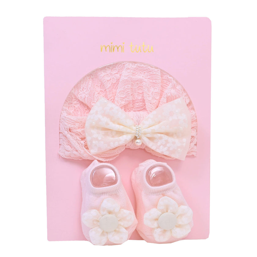 Pink and Ivory Flower Gift Set