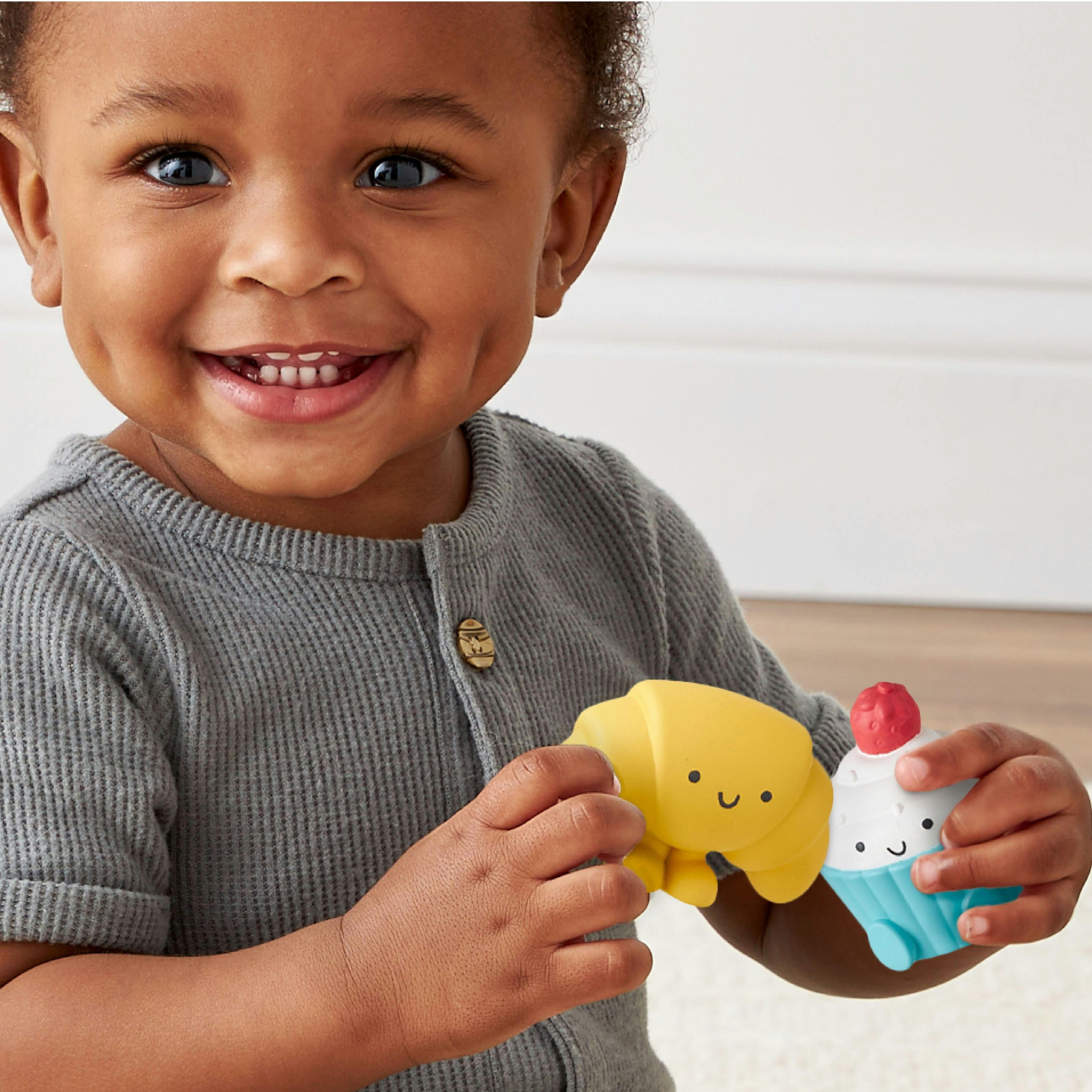 Itzy Play™ Put & Take Toy