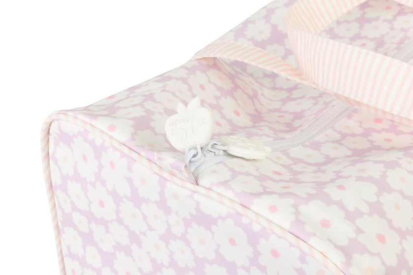 The Duffle Bag in Lavender Daisies