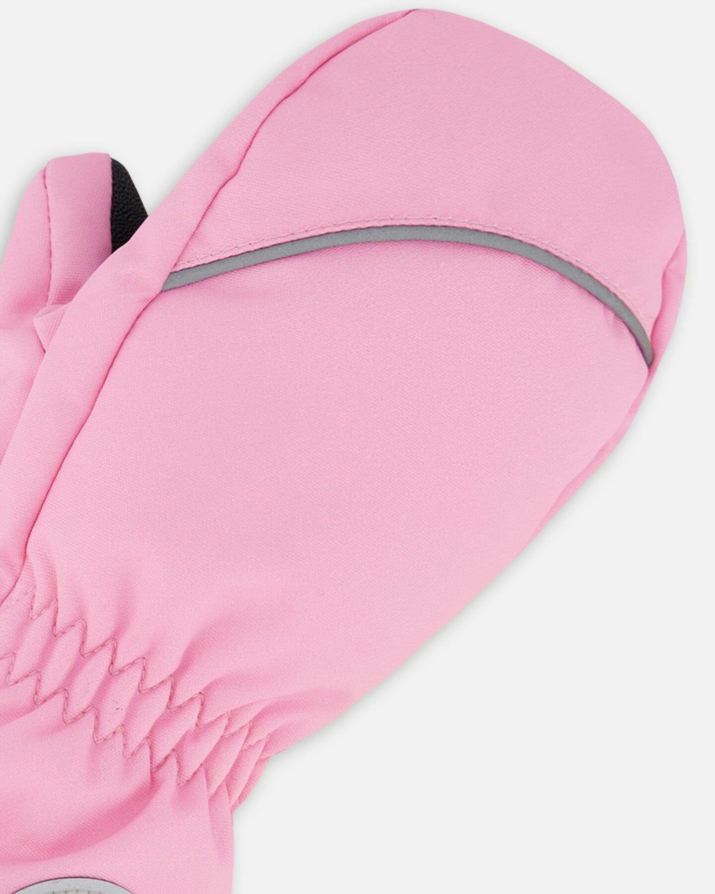 Winter Mittens Play