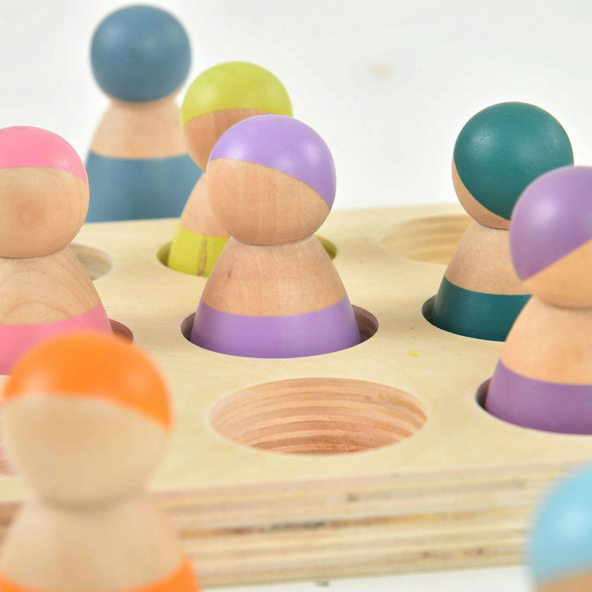 Wooden Rainbow Peg Dolls Figures 12 Piece Set