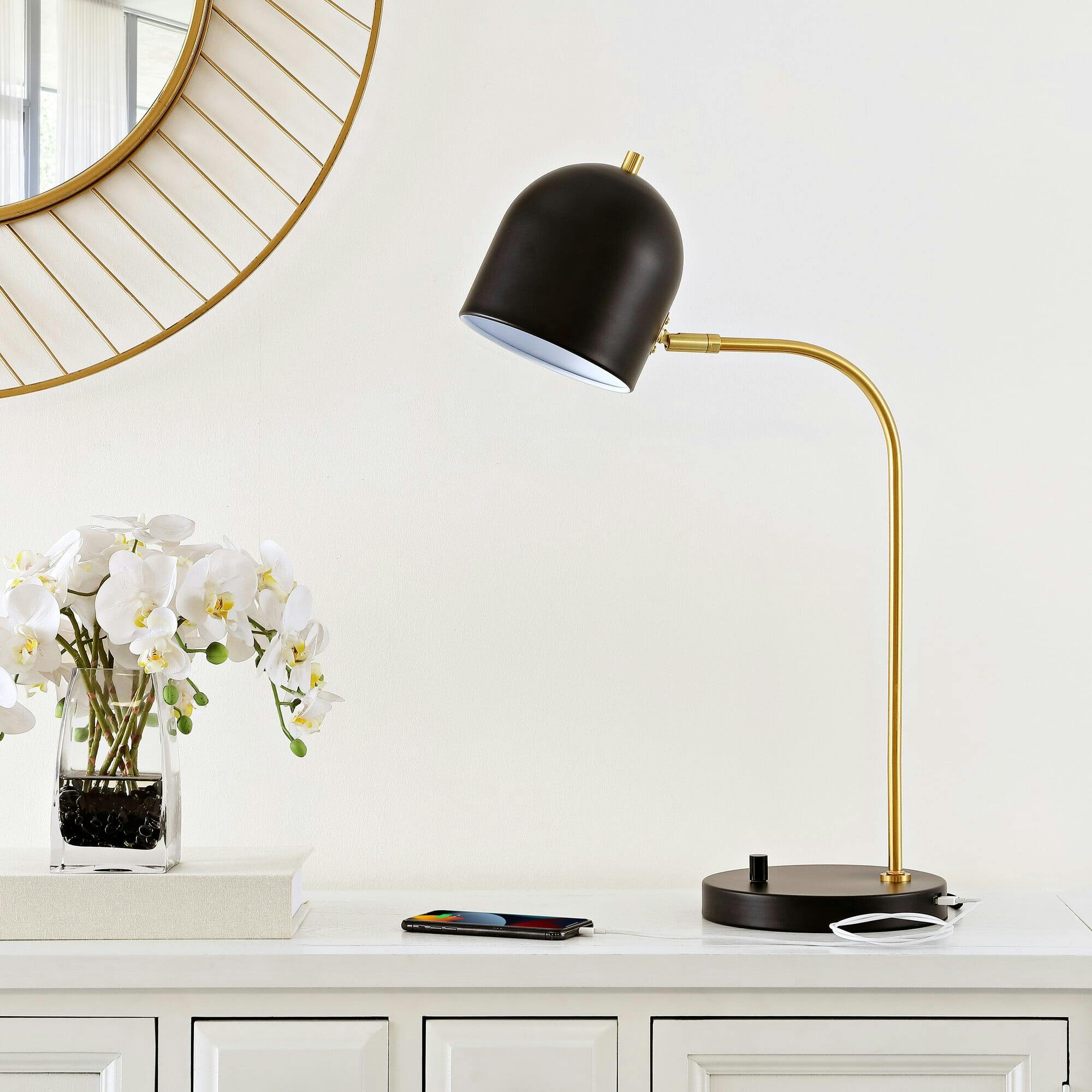 Drina Table Lamp With USB Port
