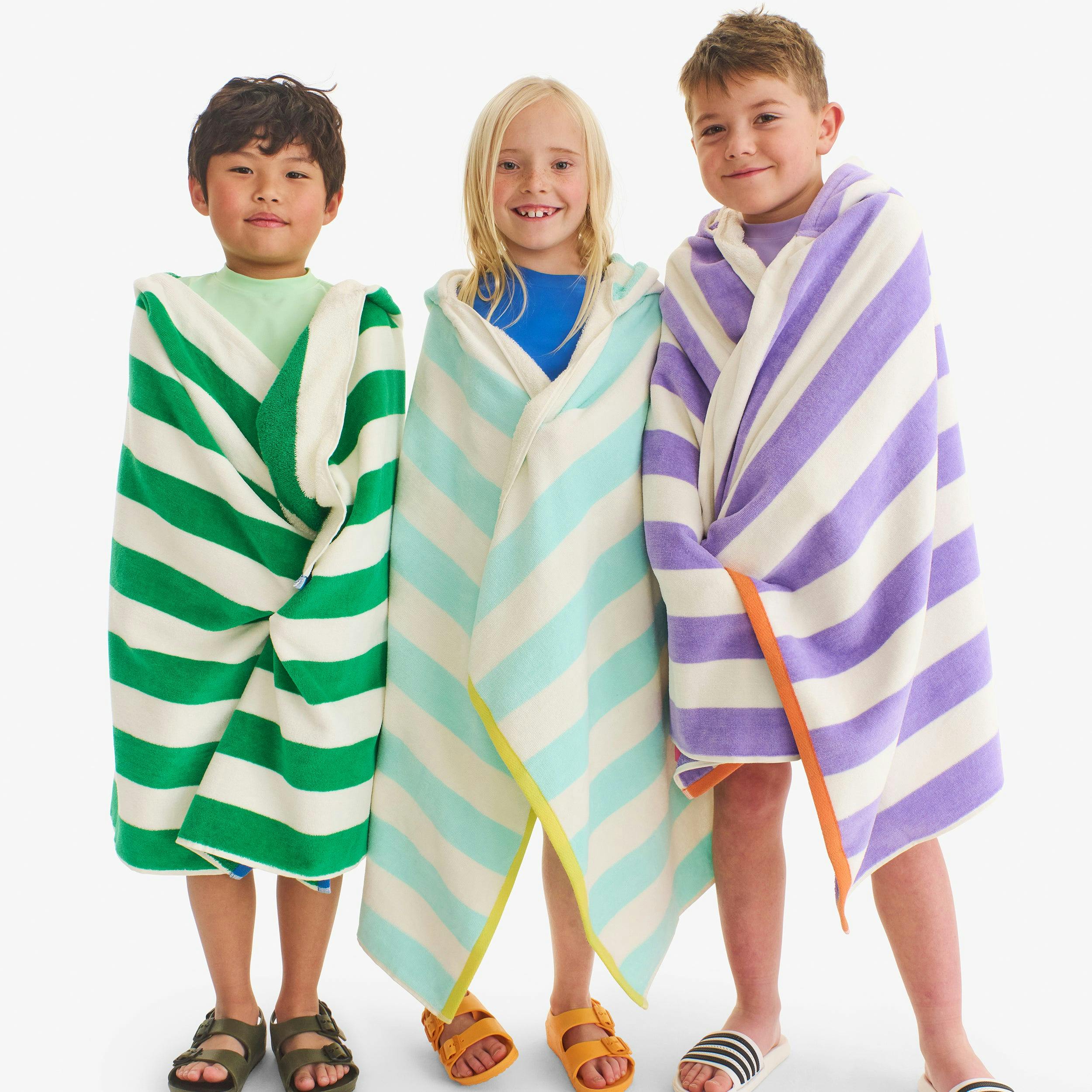Kids stripe hoodie towel